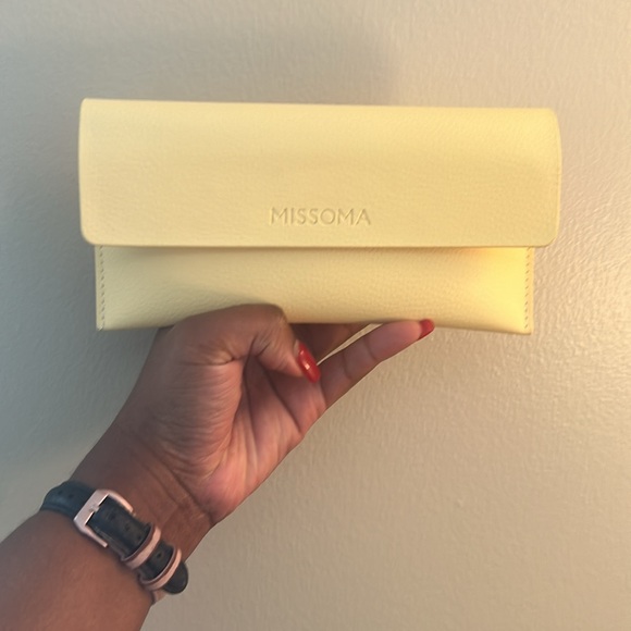 NWT Le Specs x Missoma Jupiter Link Black Pearl Aviator sunglasses - Picture 6 of 9